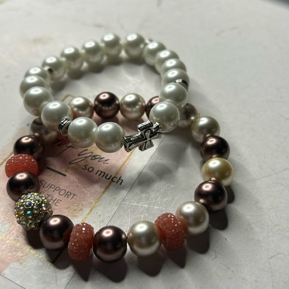 Elegant Pearl and Bead Bracelet Set - Picture 1 of 3